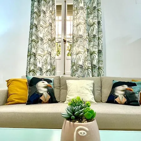 Gatu Gadir, Preferente Mayores De 25 Anos Y Familias *