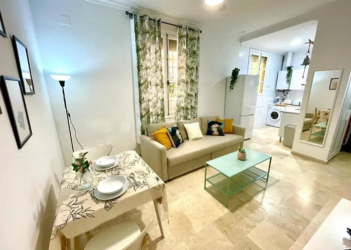 公寓 Gatu Gadir, Preferente Mayores De 25 Anos Y Familias *