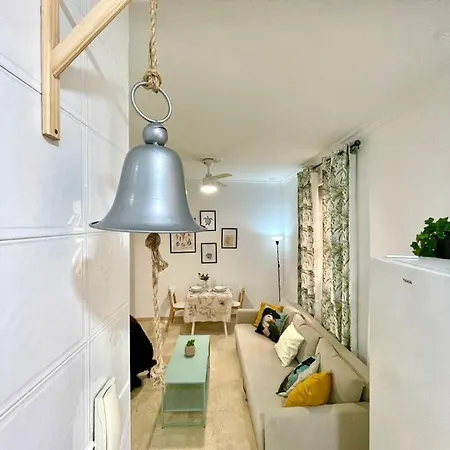 Apartman Gatu Gadir, Preferente Mayores De 25 Anos Y Familias Cádiz