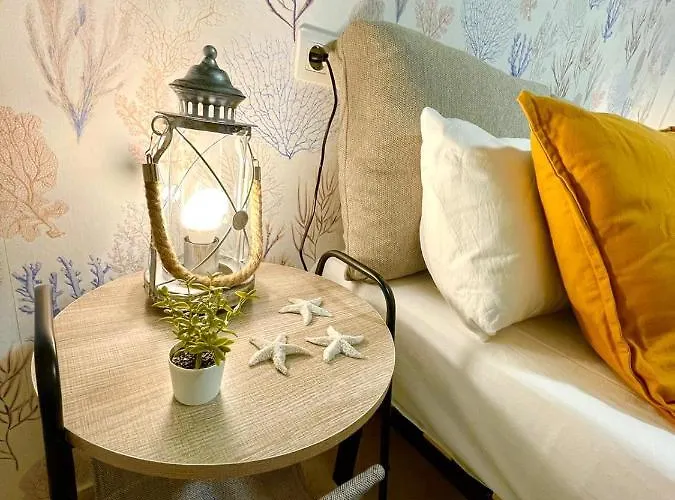 아파트 Gatu Gadir, Preferente Mayores De 25 Anos Y Familias 카디스